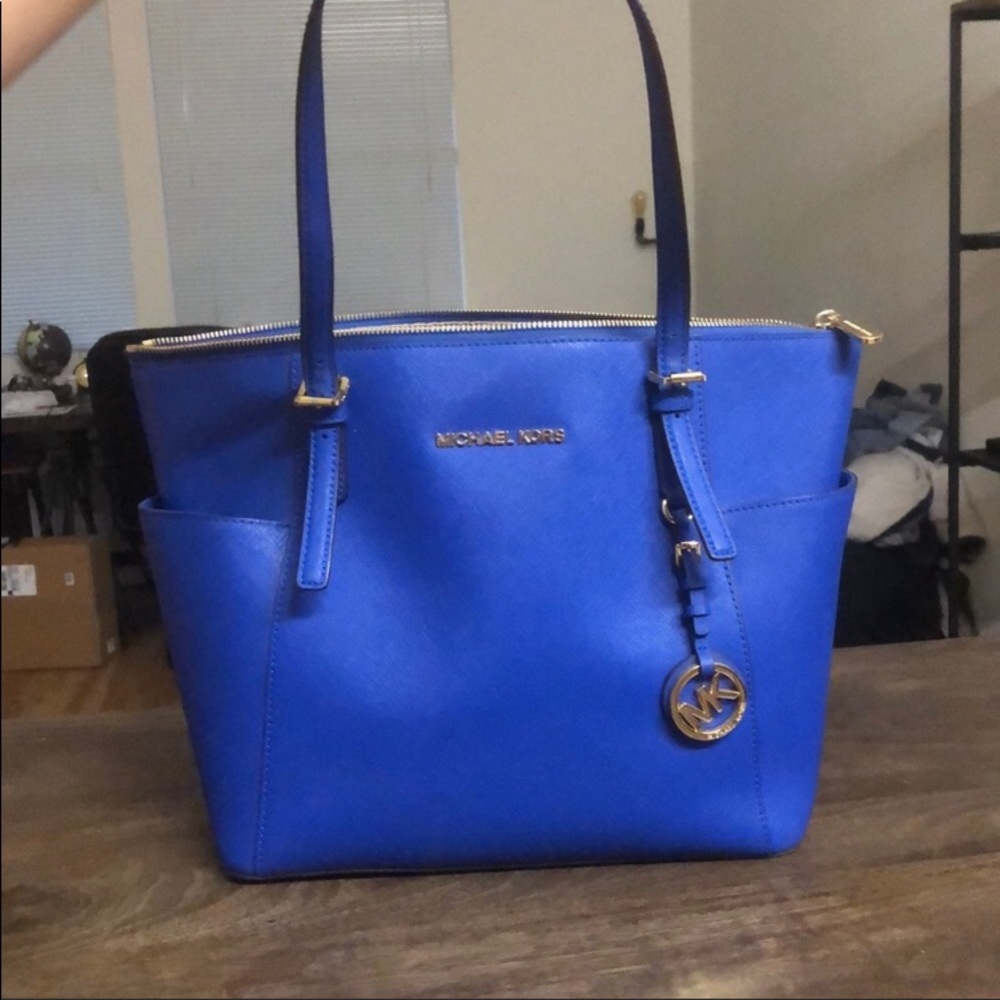 Like New Michael Kors Saffiano Tote
